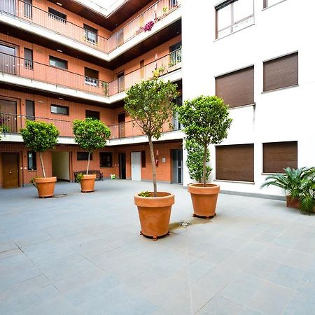 The Zentral Museo Apartment Seville Exterior photo